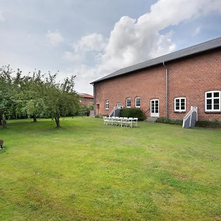 Starenhof * Schlagsdorf (Nordwestmecklenburg)